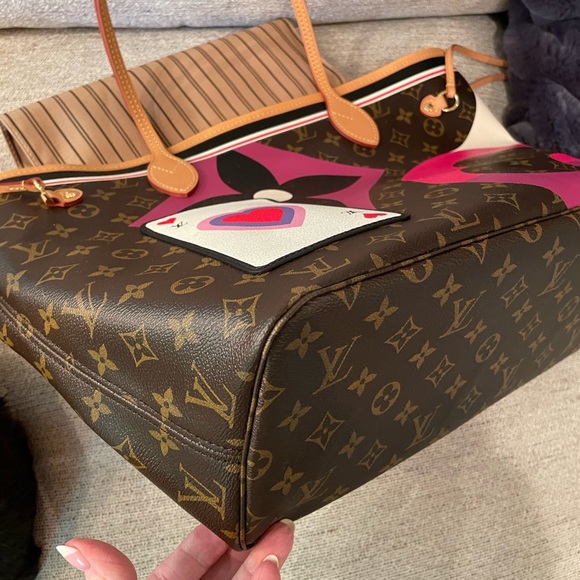 Louis Vuitton❌SOLD❌ ‘Game On’ Shoulder Bag - Picture 14 of 15